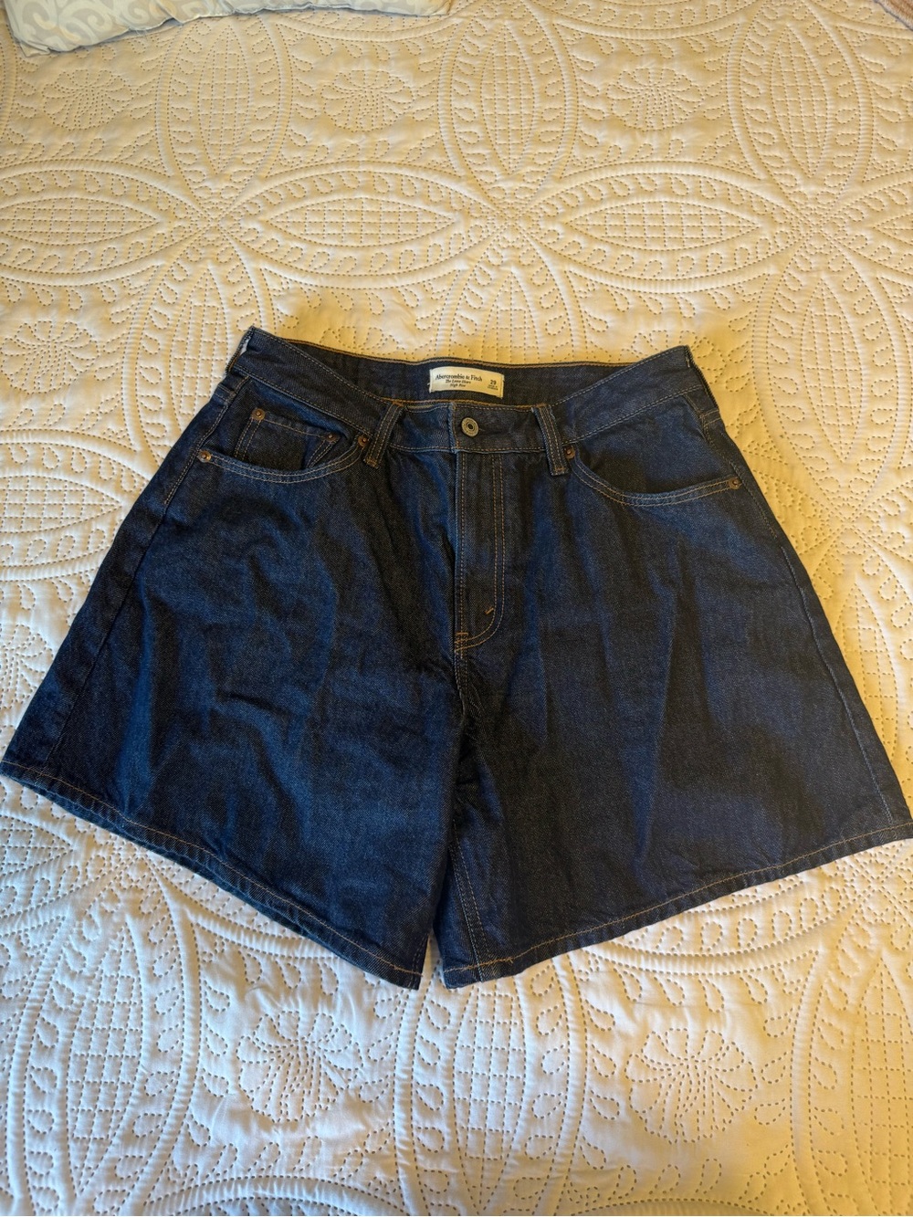 Abercrombie 29 Curve Love High Rise Loose Shorts